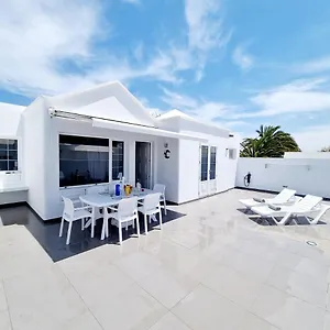  Apartment Luxury Coral First Line Of The Sea Spanien
